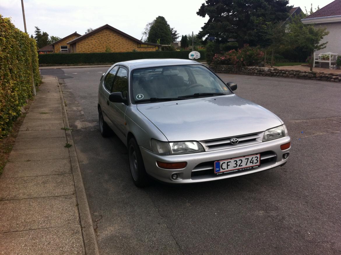 Toyota corolla e10 billede 2