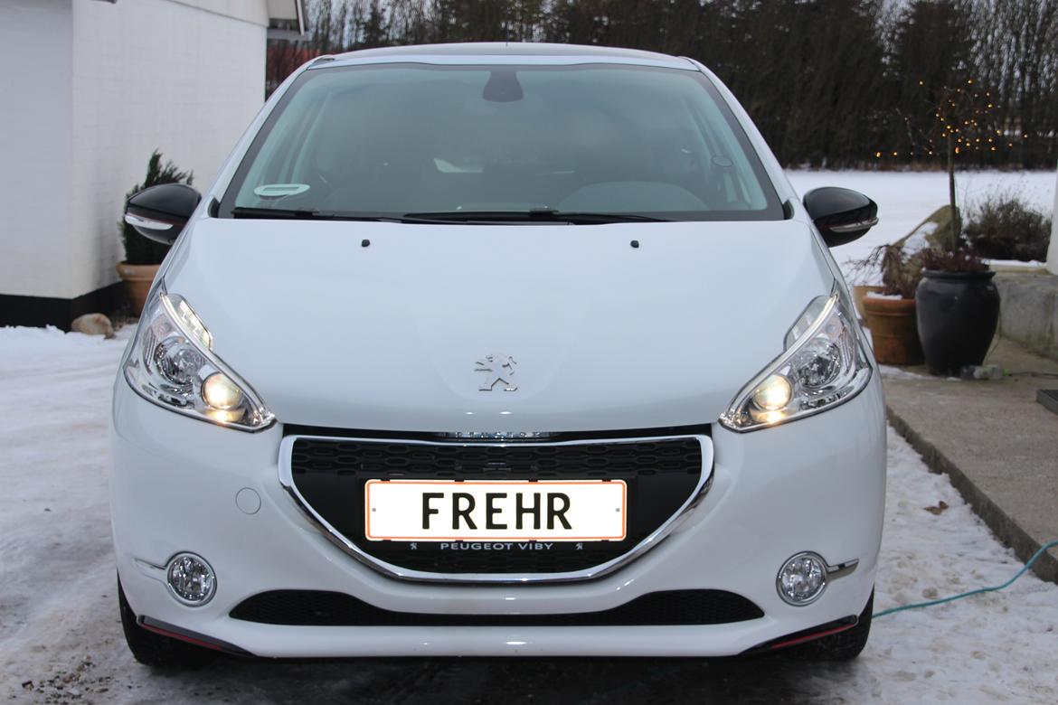 Peugeot 208 billede 2