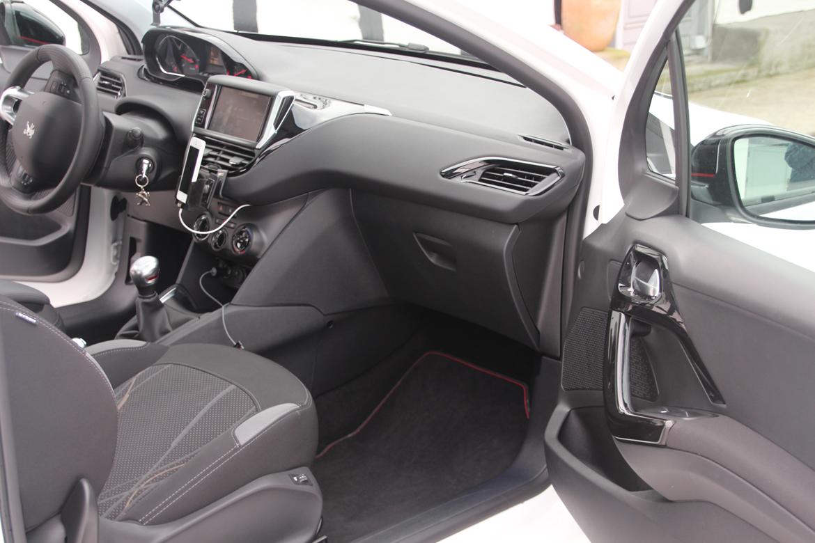 Peugeot 208 billede 9