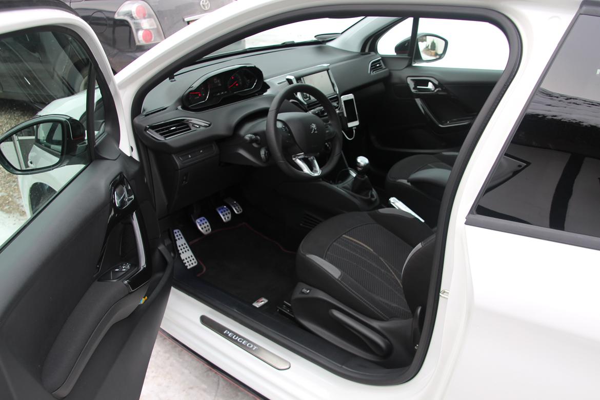 Peugeot 208 billede 11