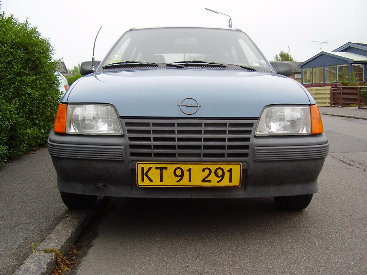 Opel Kadett E van billede 1