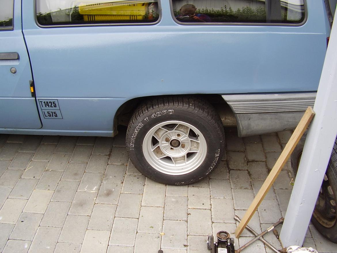 Opel Kadett E van - ATS 7x13 med 205/60-13 billede 12