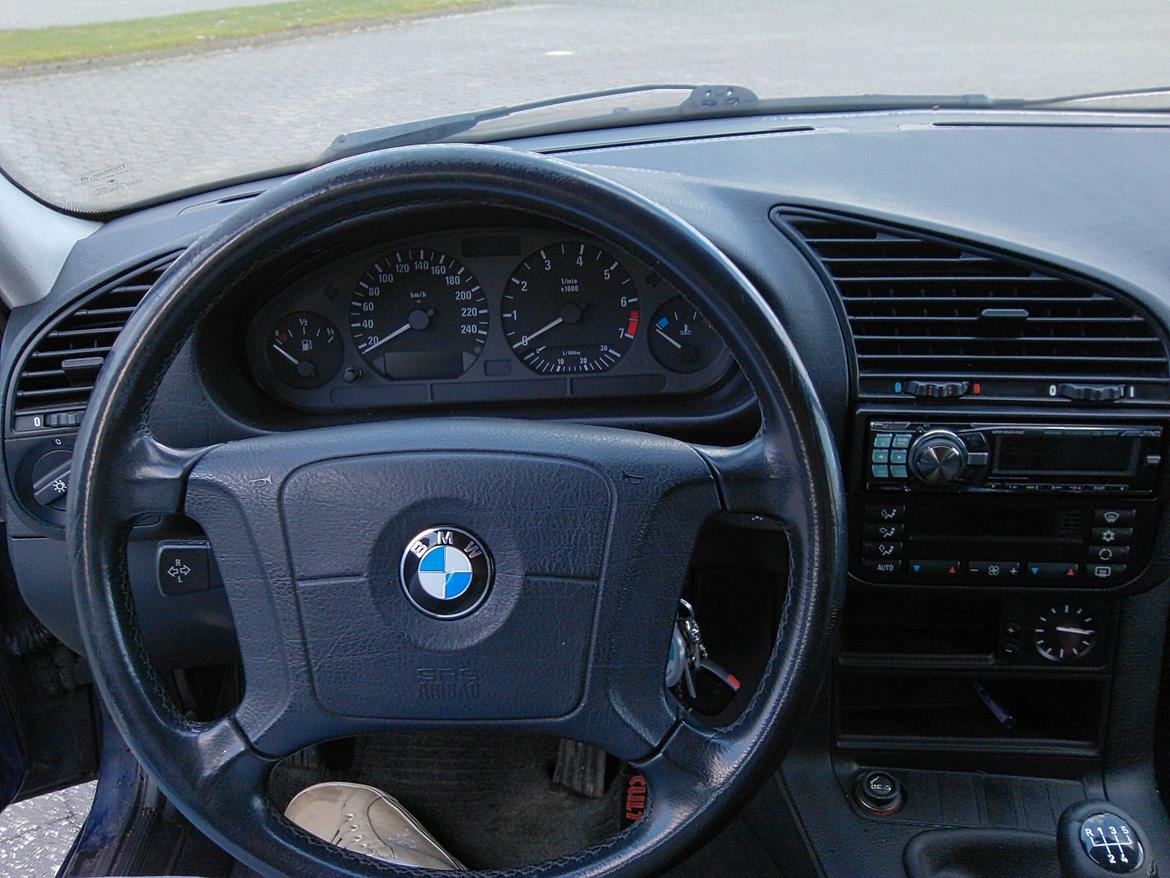 BMW E36 billede 6