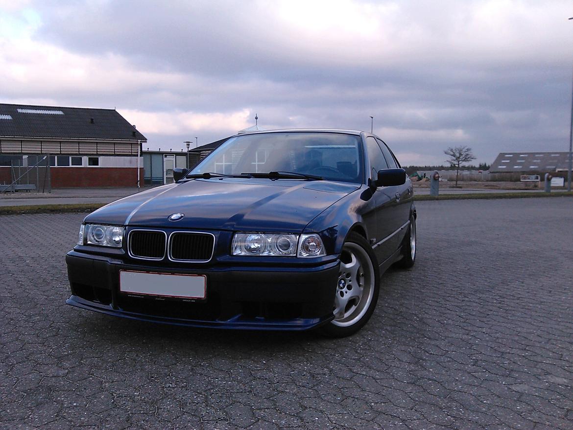 BMW E36 billede 1
