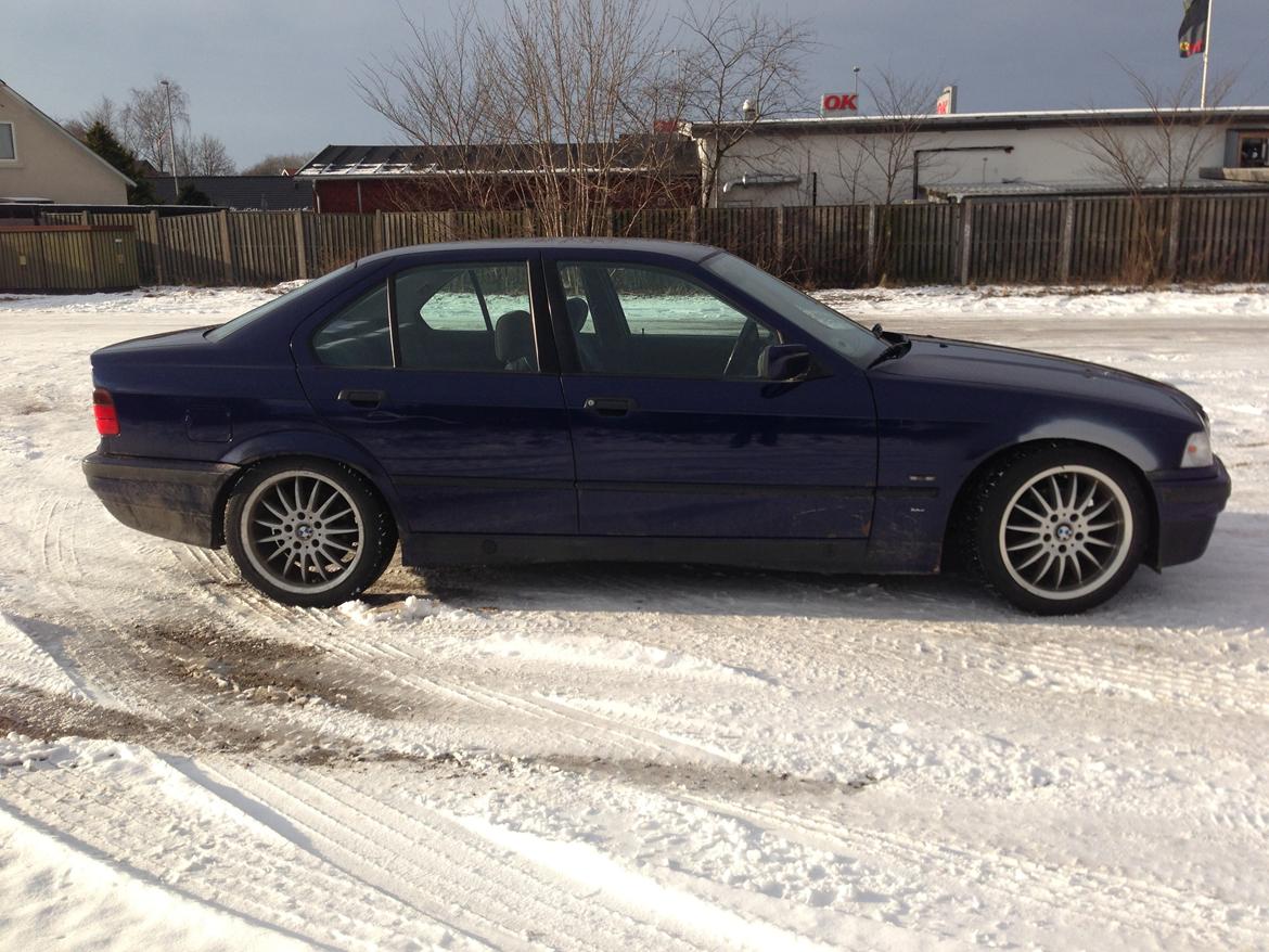 BMW E36 320i billede 4