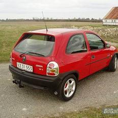 Opel Corsa B Sport SE >SOLGT<