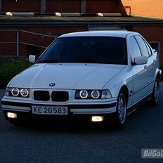 BMW 318i