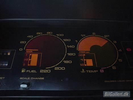 Mazda 323 BF (Solgt) billede 15