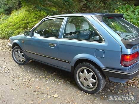 Mazda 323 BF (Solgt) billede 17