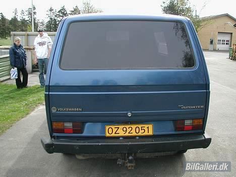 VW Transporter T3 (*død*) - Bagenden igen... Lig mærke til at det er en Miele Sporter billede 3