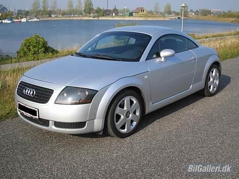 Audi TT Coupé billede 1