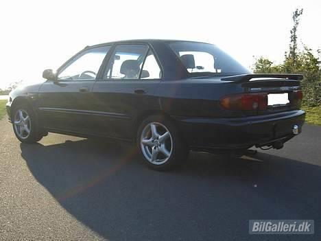 Mitsubishi Lancer GLXi billede 4