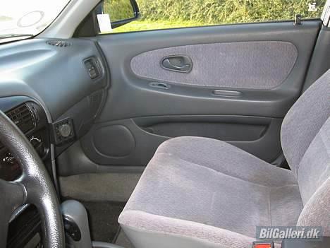 Mitsubishi Lancer GLXi billede 12