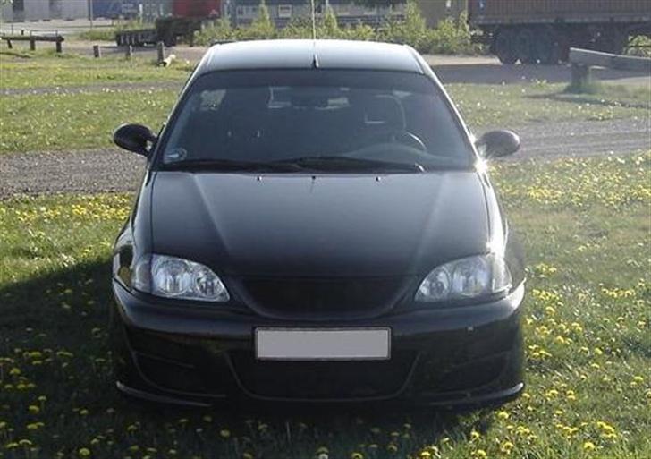 Toyota Avensis "BLACK" billede 10