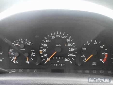 Mercedes Benz 500 SL(Sommerfælge) - Billede af instrument bord billede 4