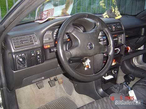 Opel Calibra 2.0i Coupé - Toltal iorden interiør, se sqhelt ny ud billede 9