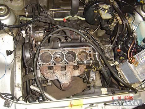 Opel Calibra 2.0i Coupé - ¨Sådn så den gamle motor ud. billede 13