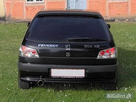 Peugeot 306 XS  -(SOLGT)- - Min Peugeot 306 set bagfra billede 3