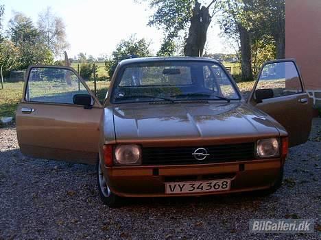 Opel Kadett C City - Med åbne døre billede 4