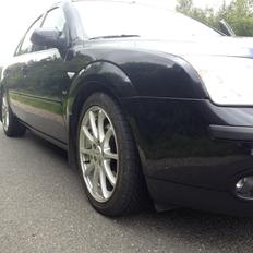 Ford Mondeo V6 Ghia