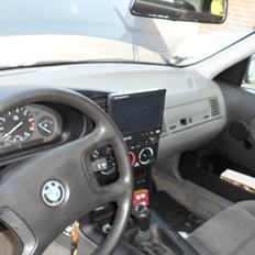 BMW e36 320