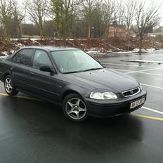 Honda Civic EK4 VTI 4D