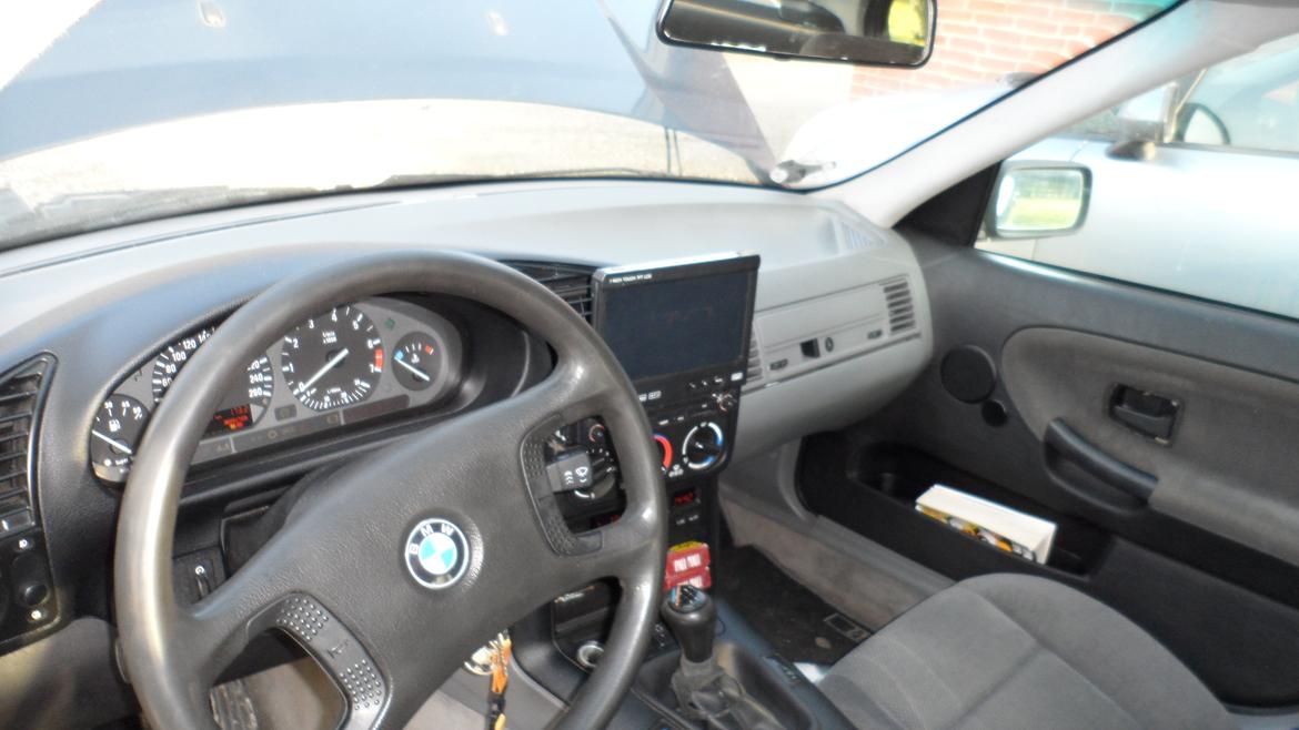 BMW e36 320 billede 3