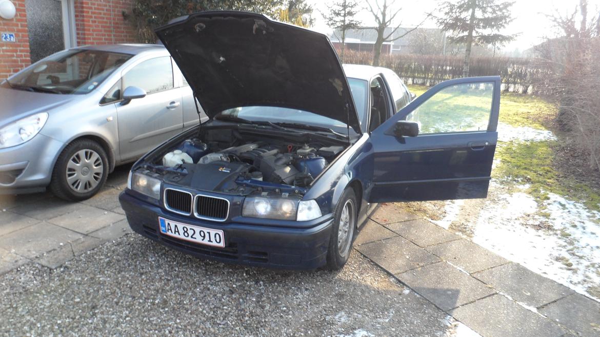 BMW e36 320 billede 6