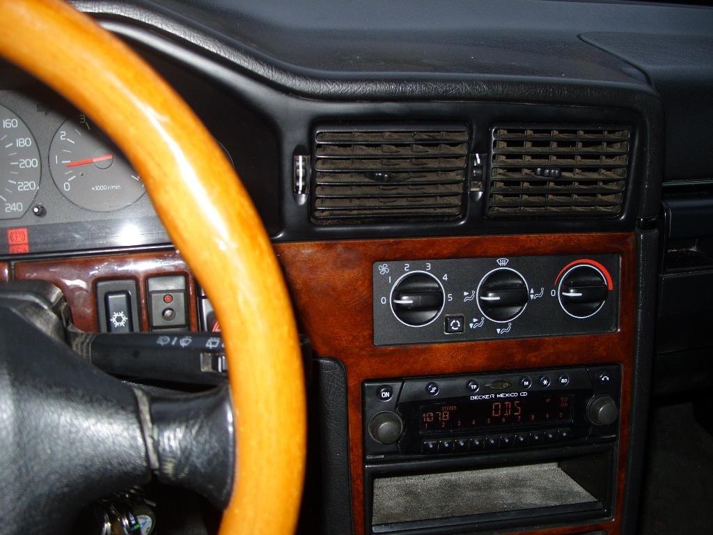 Volvo 960 - Født uden AC men eftermonteret af se Knap ved siden af Ratstamme kåpen billede 9