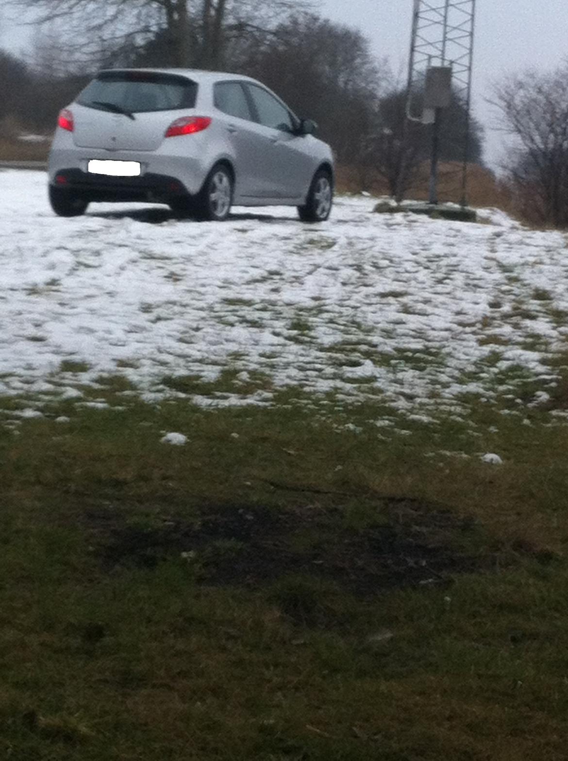 Mazda 2sport 95 TOTALSKADET billede 8