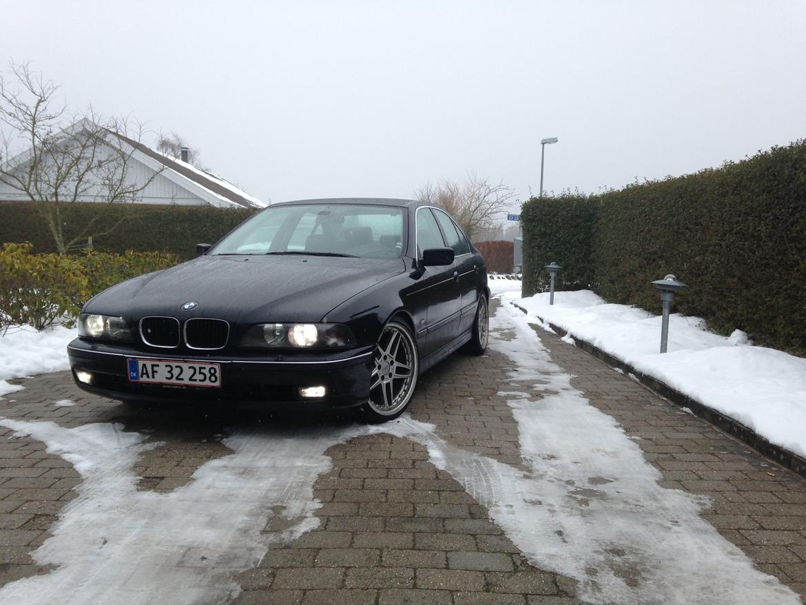 BMW 523ia billede 1