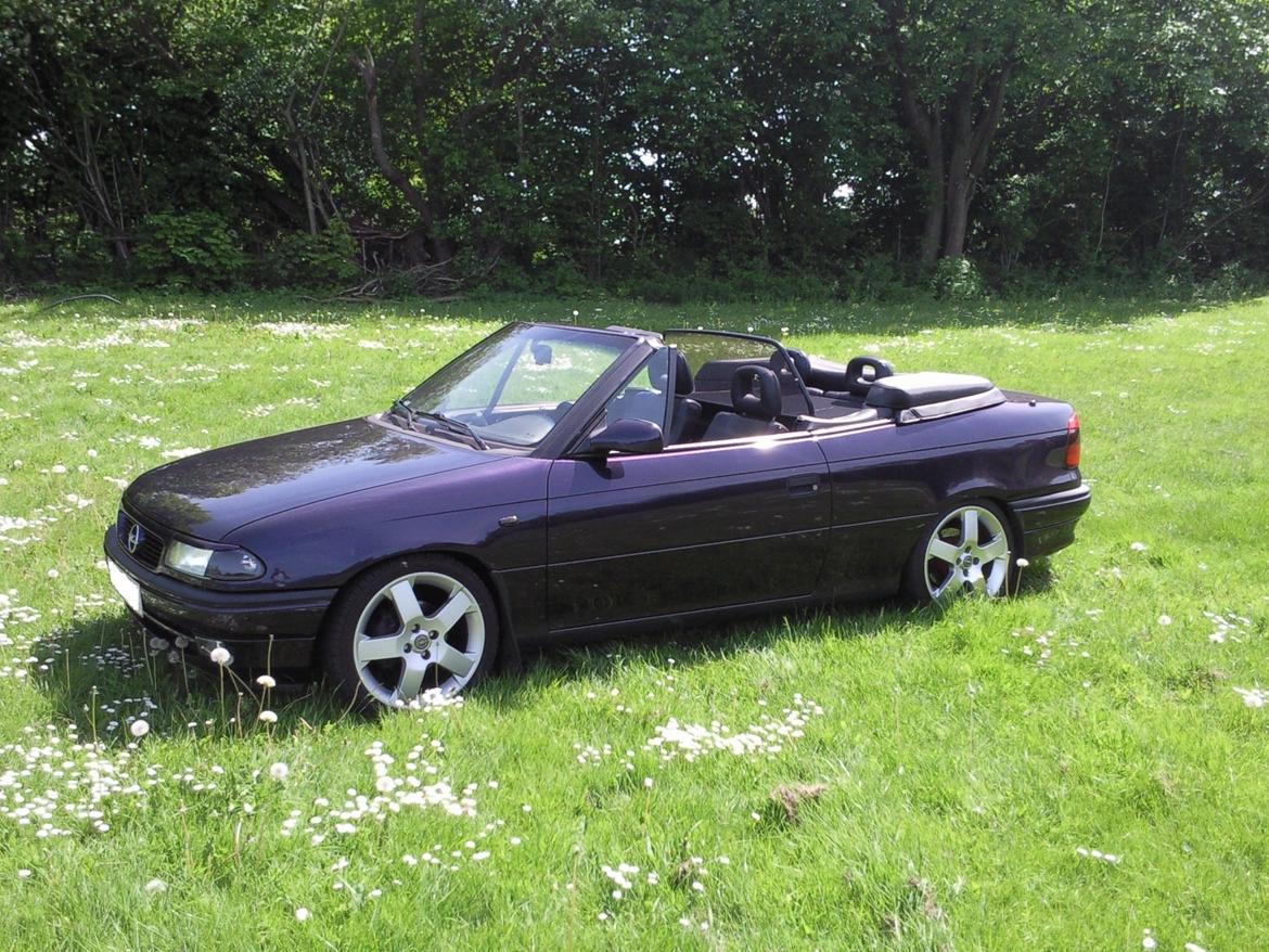 Opel Astra F Cabriolet Bertone billede 11