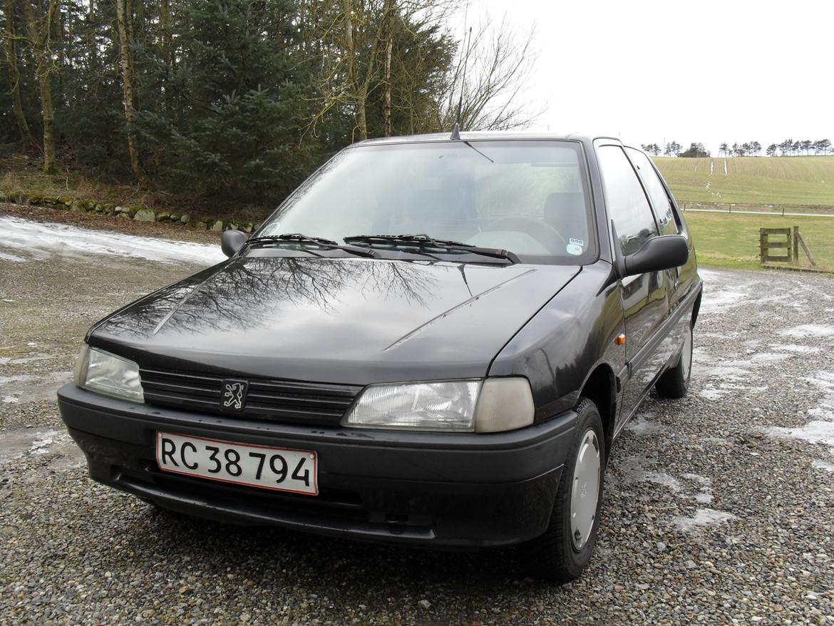 Peugeot 106 Midnight billede 1