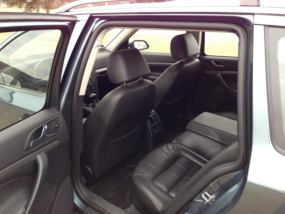 Skoda Octavia 2.0 TDI Elegance Plus Combi billede 12