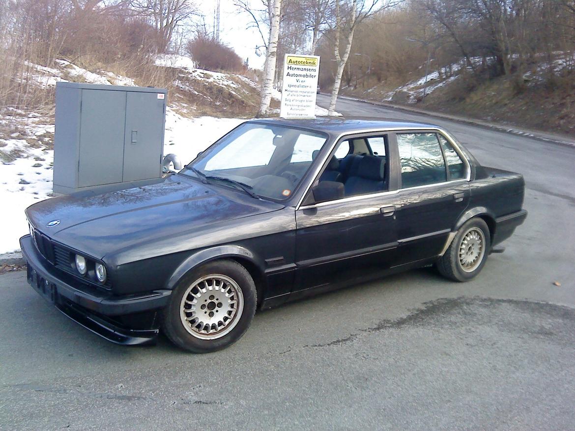 BMW E30 320i 12v billede 3