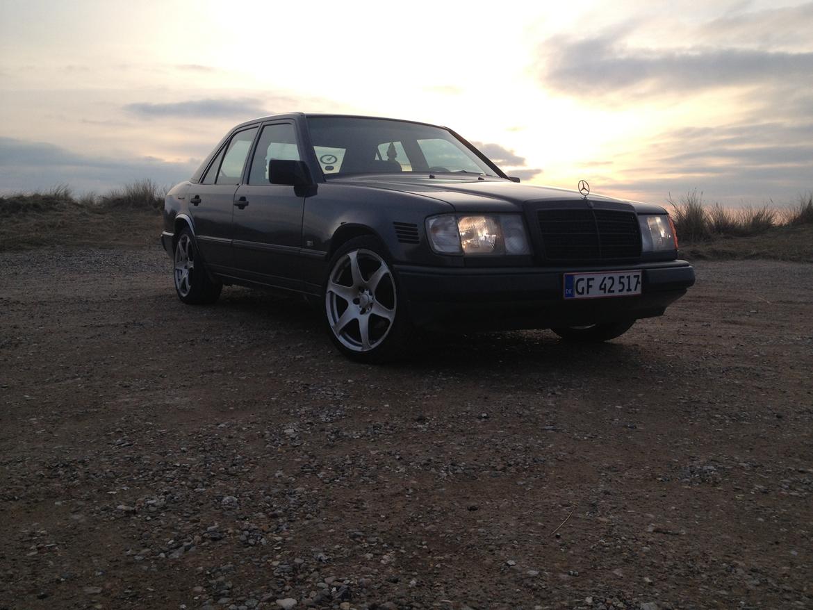 Mercedes Benz w124 200D billede 1