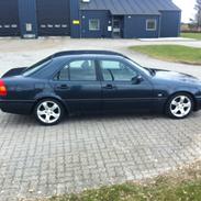 Mercedes Benz W202 C220D
