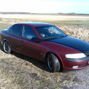 Opel Vectra B DØD :(