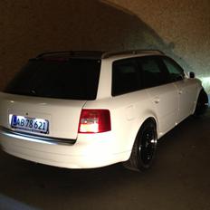 Audi A6 2,4 V6 - 7 Personers - Solgt