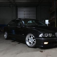 BMW e39 528i SOLGT