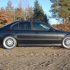 BMW e39 540i