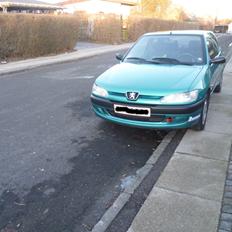 Peugeot 306