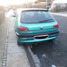 Peugeot 306