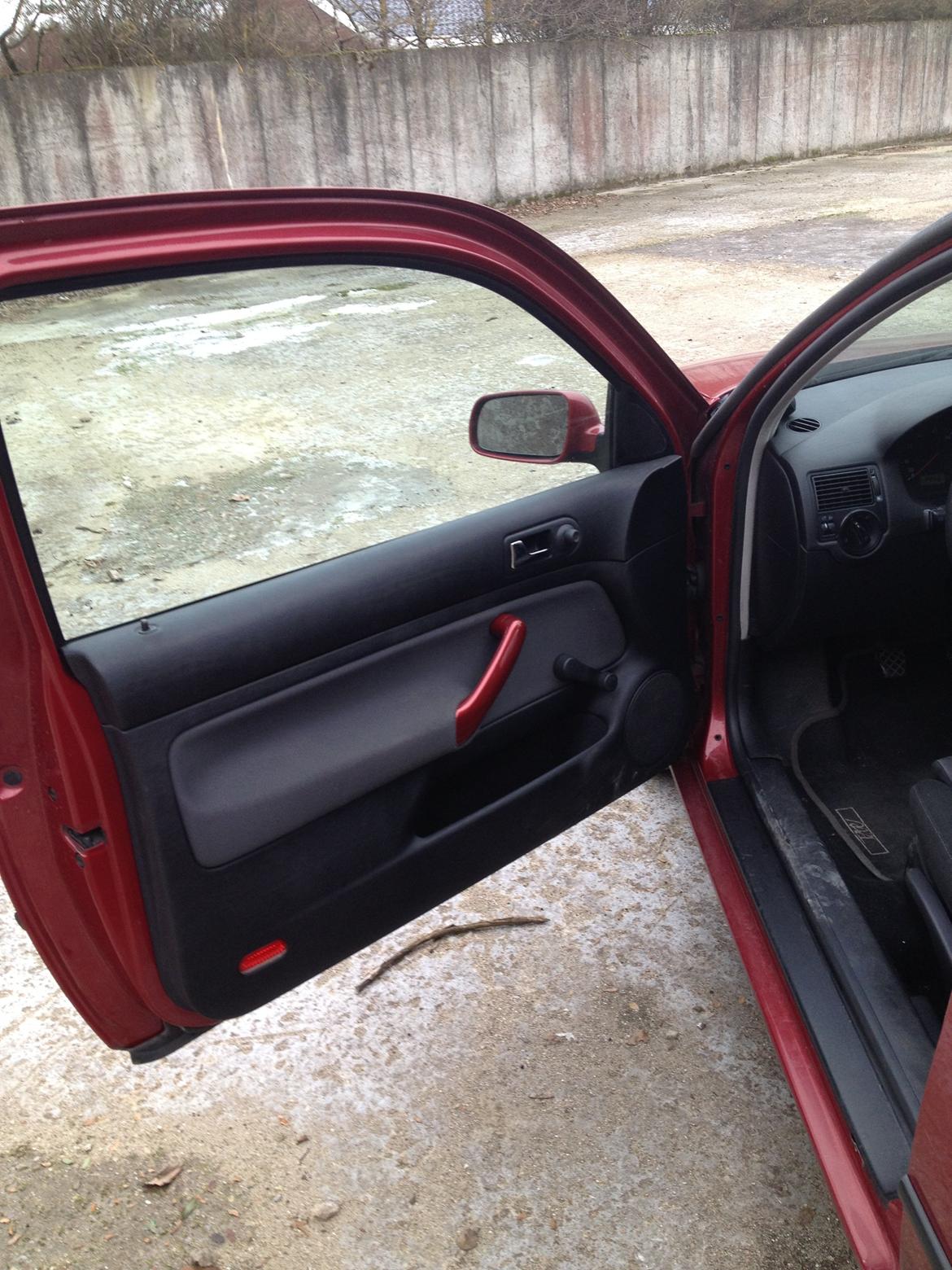 VW Golf IV - Malet i Bilens farve.. billede 4