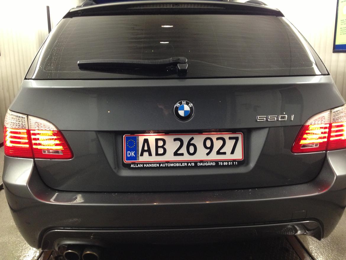 BMW E61 550i touring - LCI baglygter billede 14