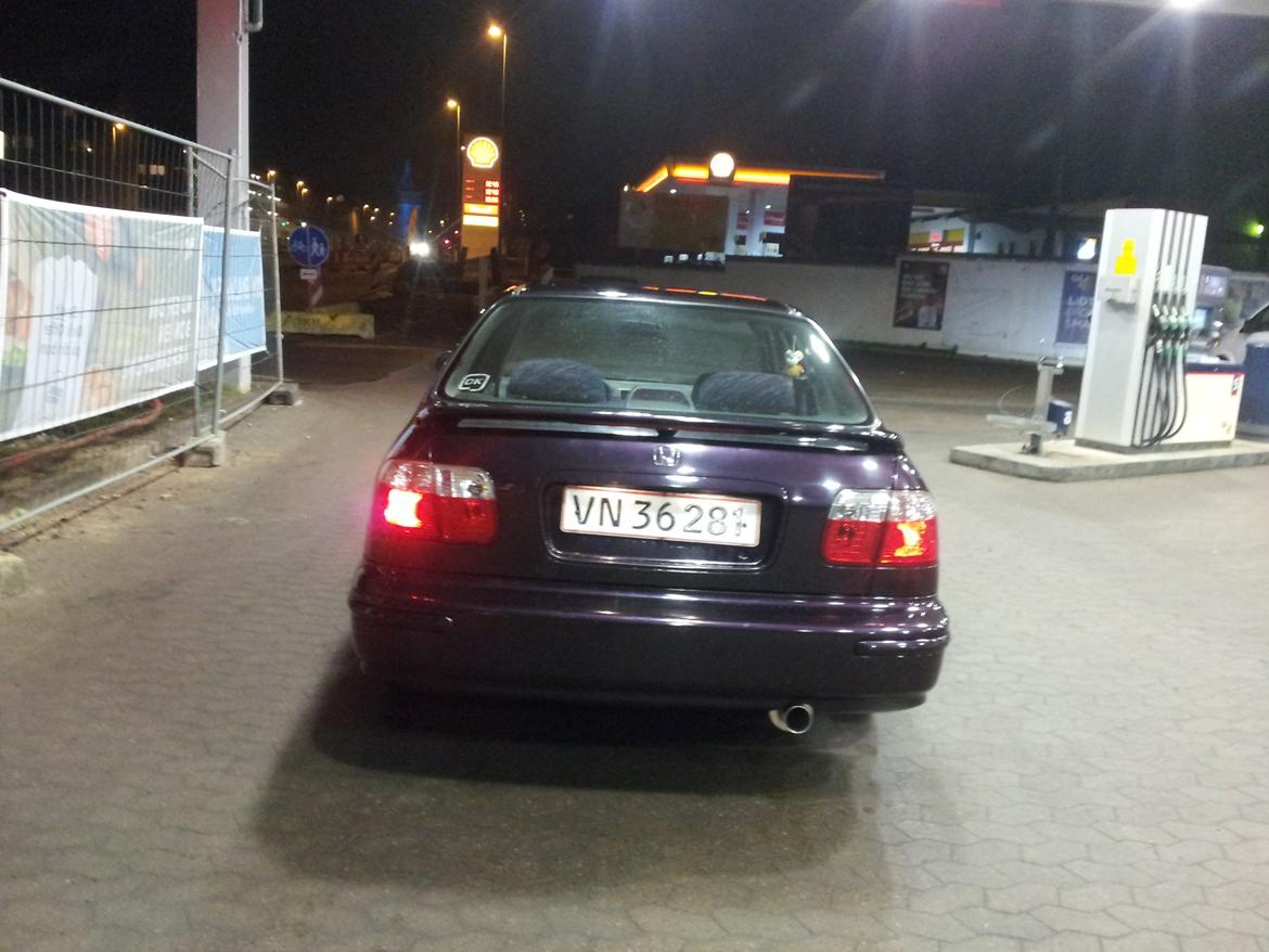 Honda civic ek4 sedan vti billede 9