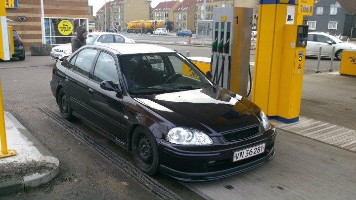 Honda civic ek4 sedan vti billede 5