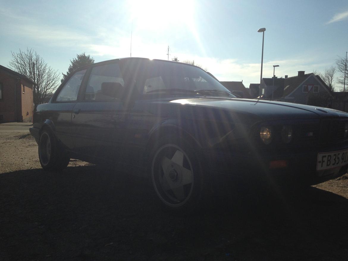 BMW E30 318i billede 6