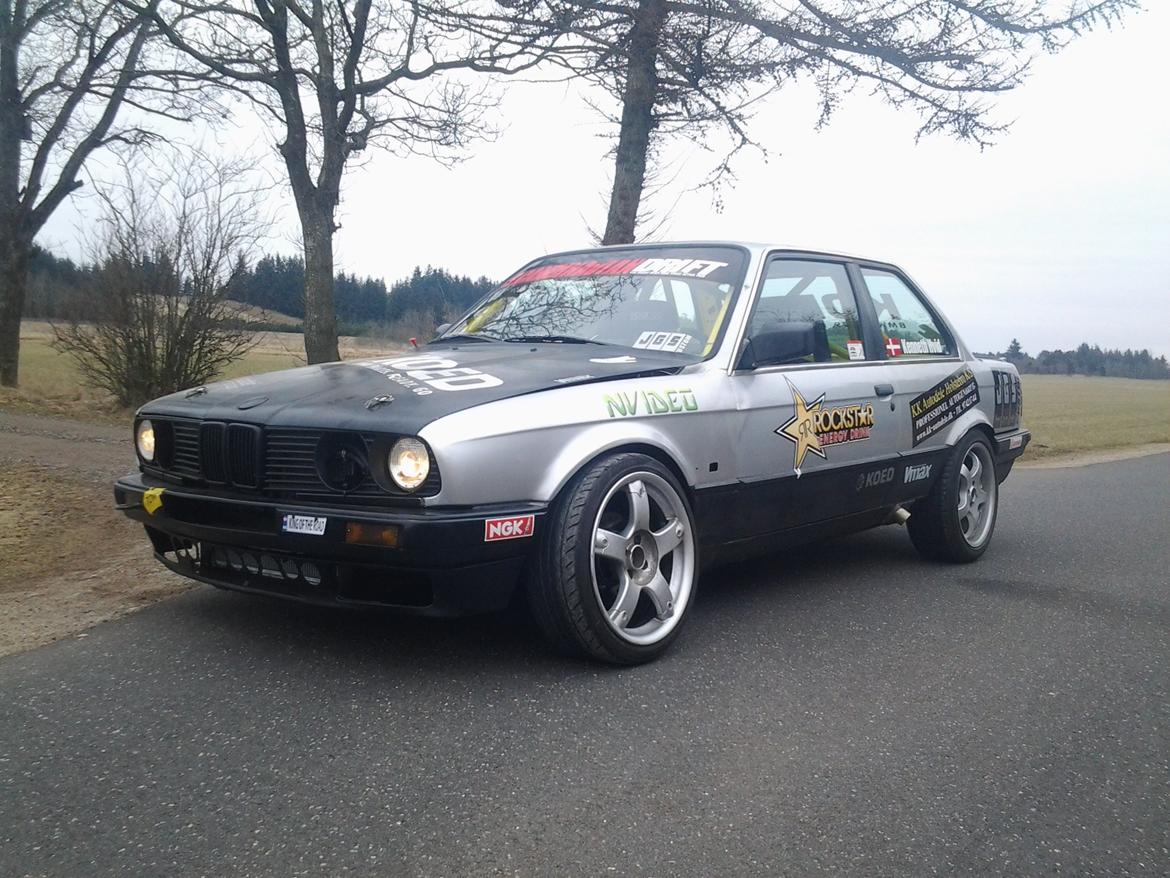 BMW E30 V8 Drifter billede 1