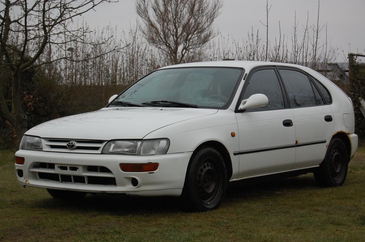 Toyota Corolla E10 1,3 XLi billede 2